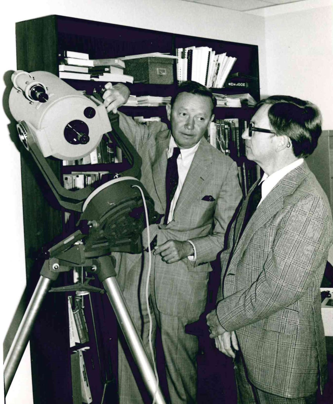 Dynamax portable telescope